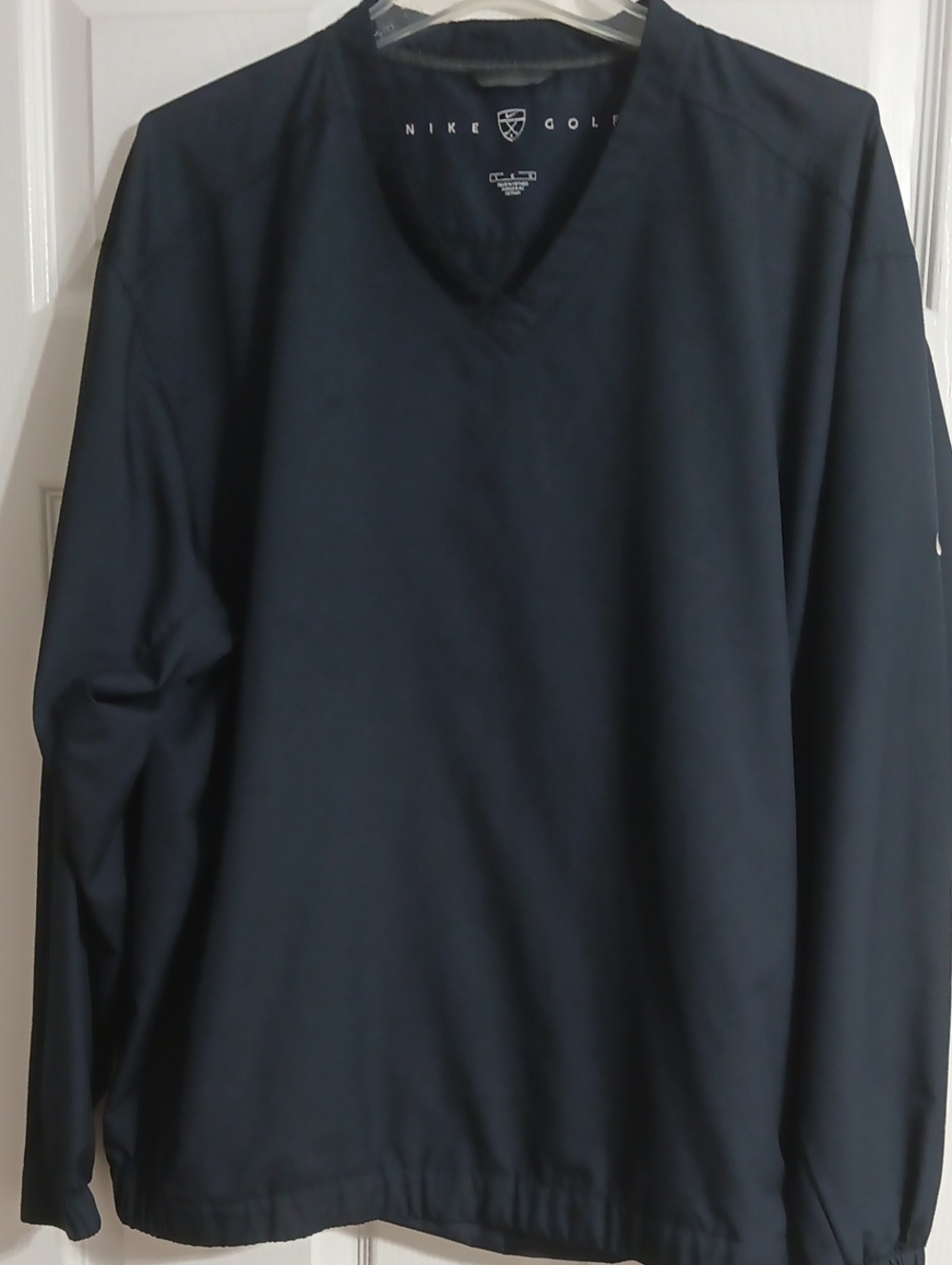 Nike Men’s V-Neck Pullover- Dark Navy